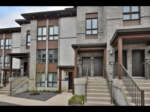 VENDU Condo à Vendre 4923 Boul Cléroux Laval Chomedey 