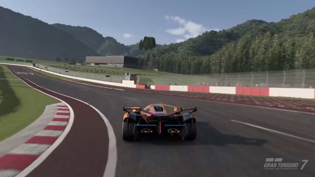 Lamborghini V12  VGT   à  Kyoto Driving Park