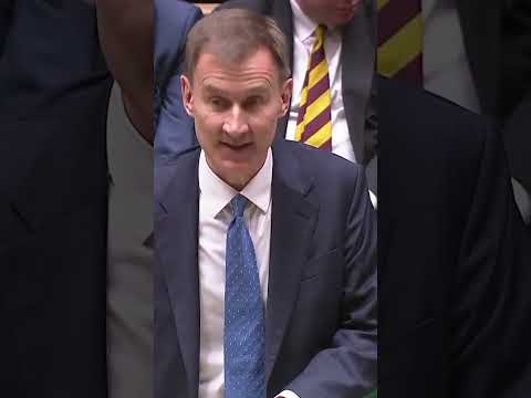 Uk’s jeremy hunt aims to reduce debt, cut taxes in autumn statement