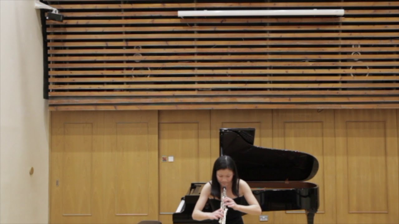 Gilles Silvestrini, Oboe etude no. 6 Le ballet Espagnol YouTube