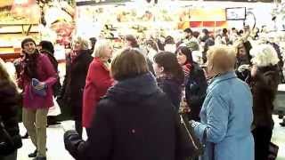 International Womens Day 2015 - Flash Mob in Tameside