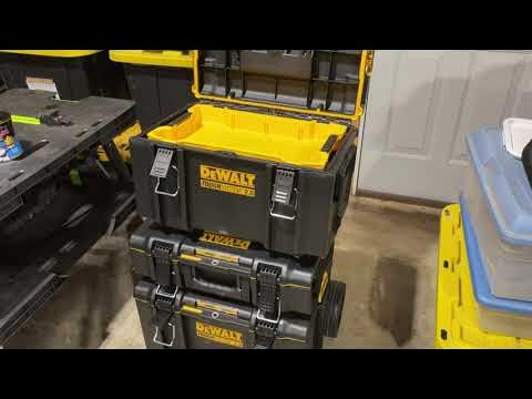 D&M Tools - Dewalt DWST83470 Toughsystem 2.0 Charger Box - YouTube