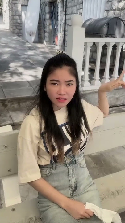 Dilangit ada matahari dan dibumi banyak orang yang iri tapi tidak mampu menyaingi