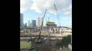 Time Lapse Movie Harrison Crane George's Crane set 85,000# Billboard, downtown Miami
