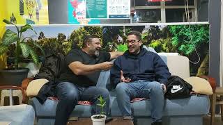 Kadir Hoca Eski Öğrencisiyle Dümenden Muhabbet Ediyor Gibilerinden