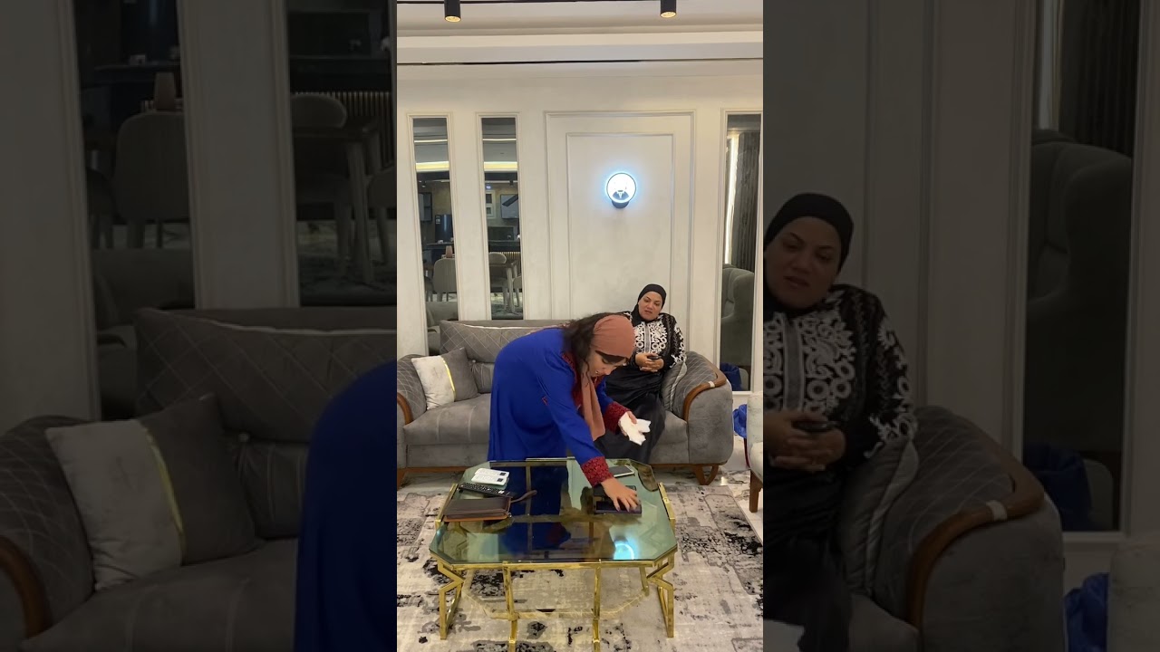 اخت جوزي جايه تاخد مكاني