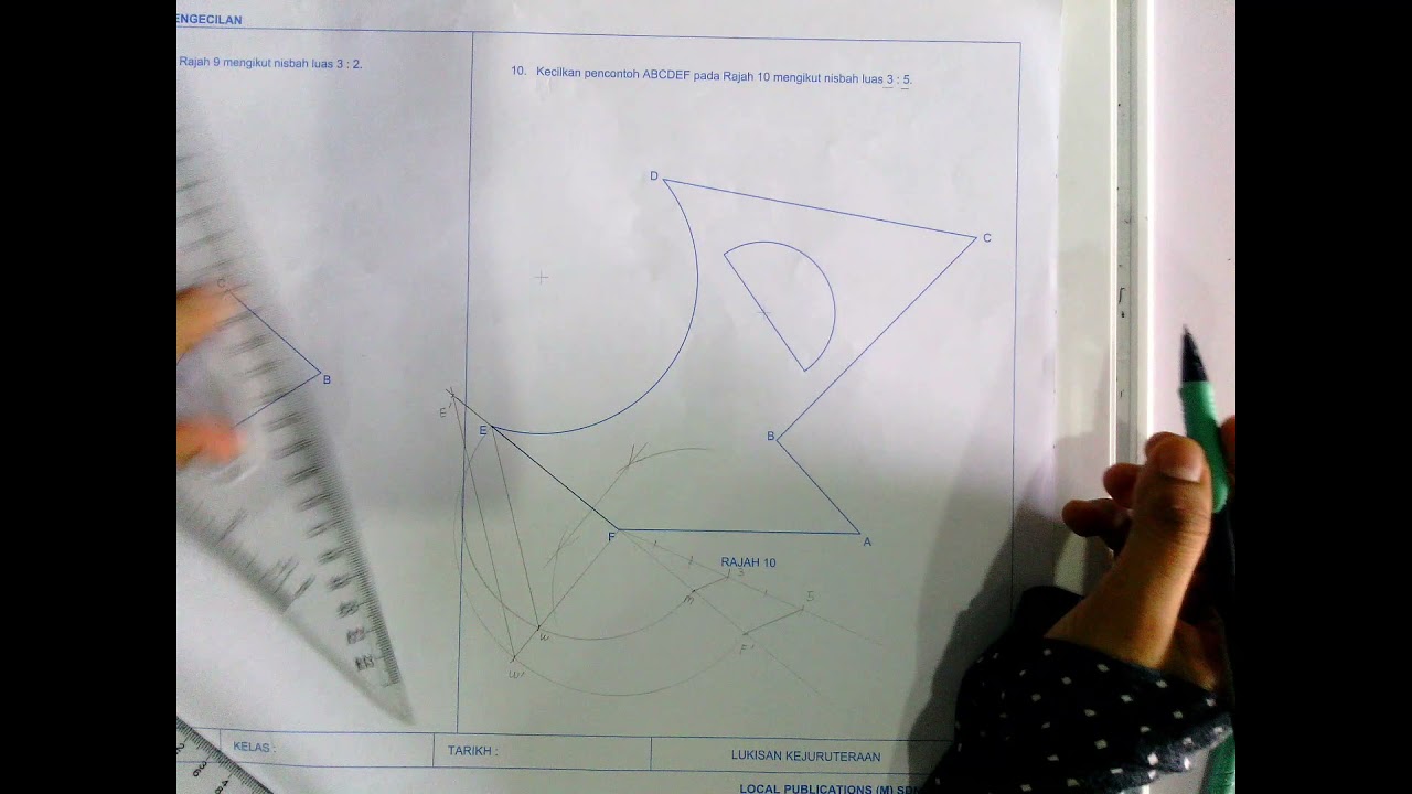 Pembesaran pengecilan nisbah luas (contoh 1)