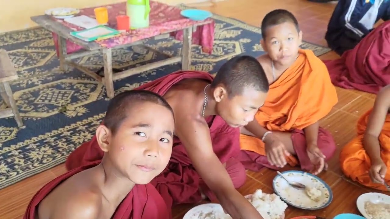 กินข้าวเที่ยงอร่อยๆ ดาราอ้าง