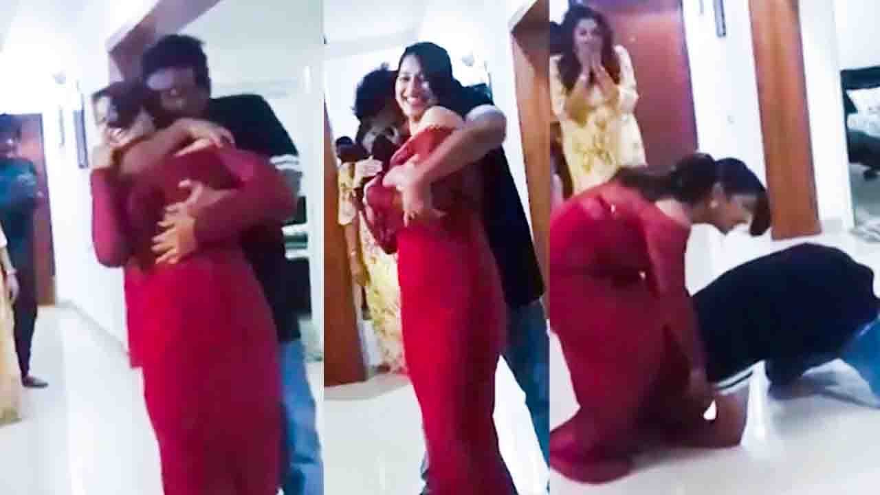 Ram Gopal Varma Making FUN With Actress | RGV Latest Video | Filmyfocus.com