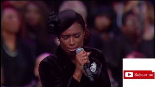Jennifer Hudson Sings “Amazing Grace” | Aretha Franklin Funeral|Tribute|IN THE KNOW