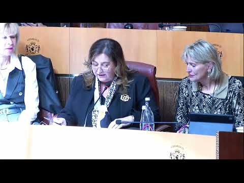 Image du reportage QO Les confréries (Groupe "Un Soffiu Novu" à l'Assemblée de Corse)