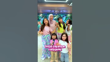 Thumbnail of Nyanyi bareng besties Ameena yang super cute ❤️⭐️🦋🌸