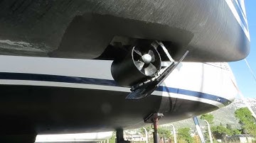 Quick retractable thruster