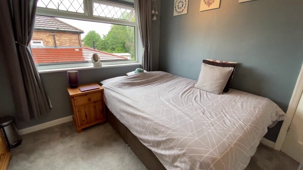 Bollington Road, Heatons YouTube