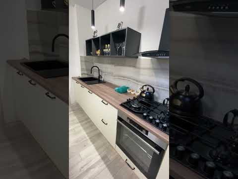 Кухонный гарнитур в новостройке . Индивидуальное отопление. Газовый котел в шкафу #kitchendesign