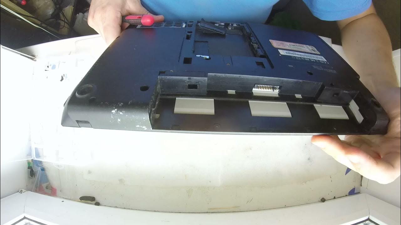 Как разобрать ноутбук самсунг np300v5a как разобрать ноутбук samsung NP300V5A. (disassemble Samsung NP300V5A) YouTube