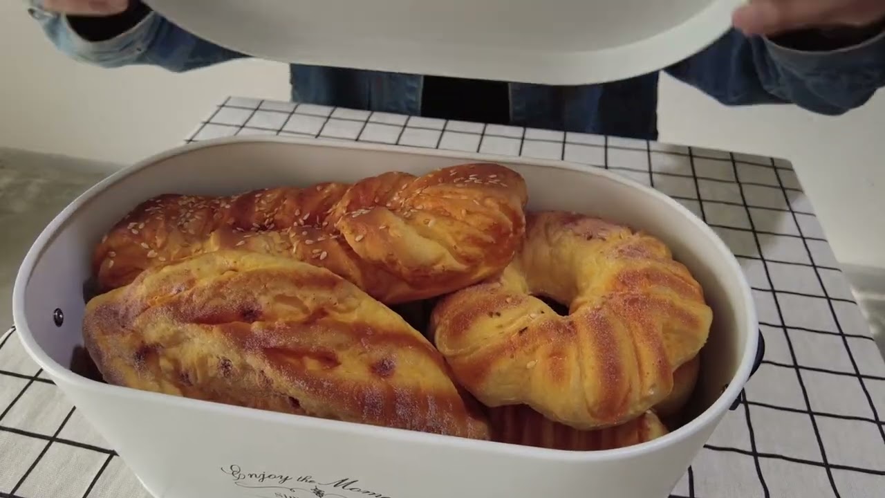 Vintage Chic: Revamp Your Kitchen with Our Galvanized Iron Canister Set!