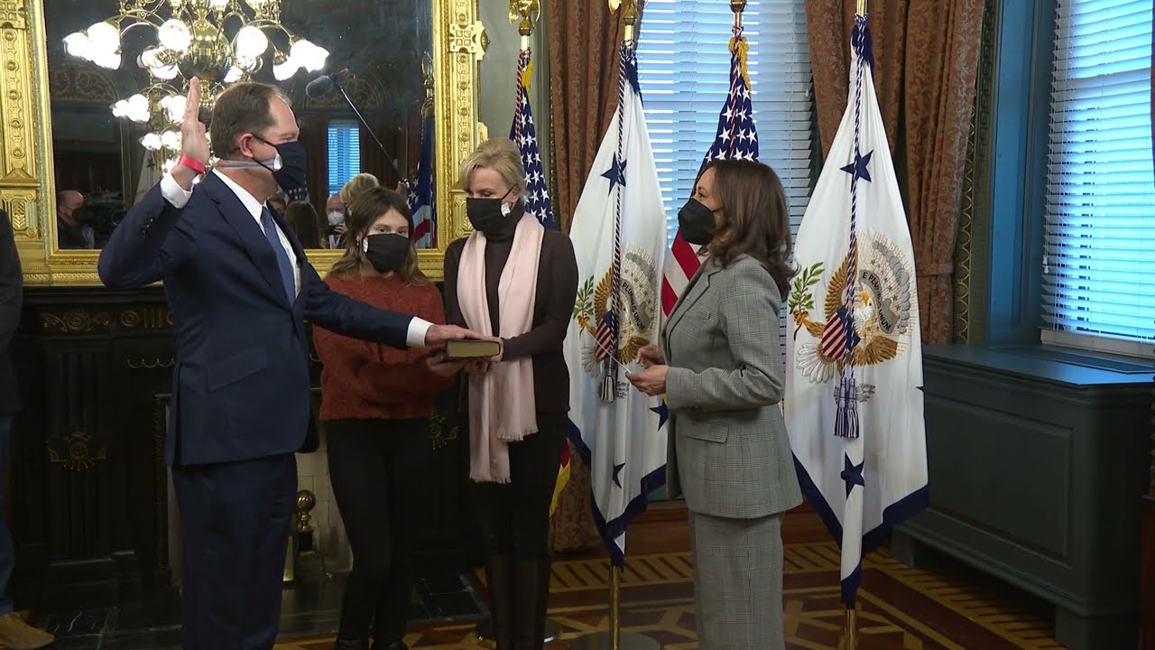 Vice President Harris Ceremonially Swears In Mark Brzezinski as Ambassador to Poland