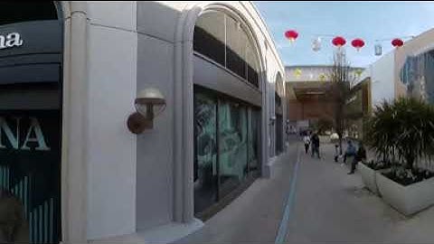RICOH THETA X 5.7k  - Stanford Mall 30fps medium vbr with blurring due to YouTube bitrate reduction