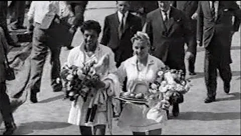 Highlights of the1957 Wimbledon Women's final. Alt...