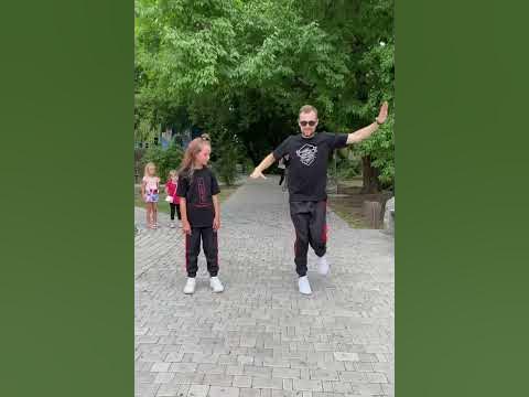 Танцуем шафл! Девочка топ🔥 - YouTube