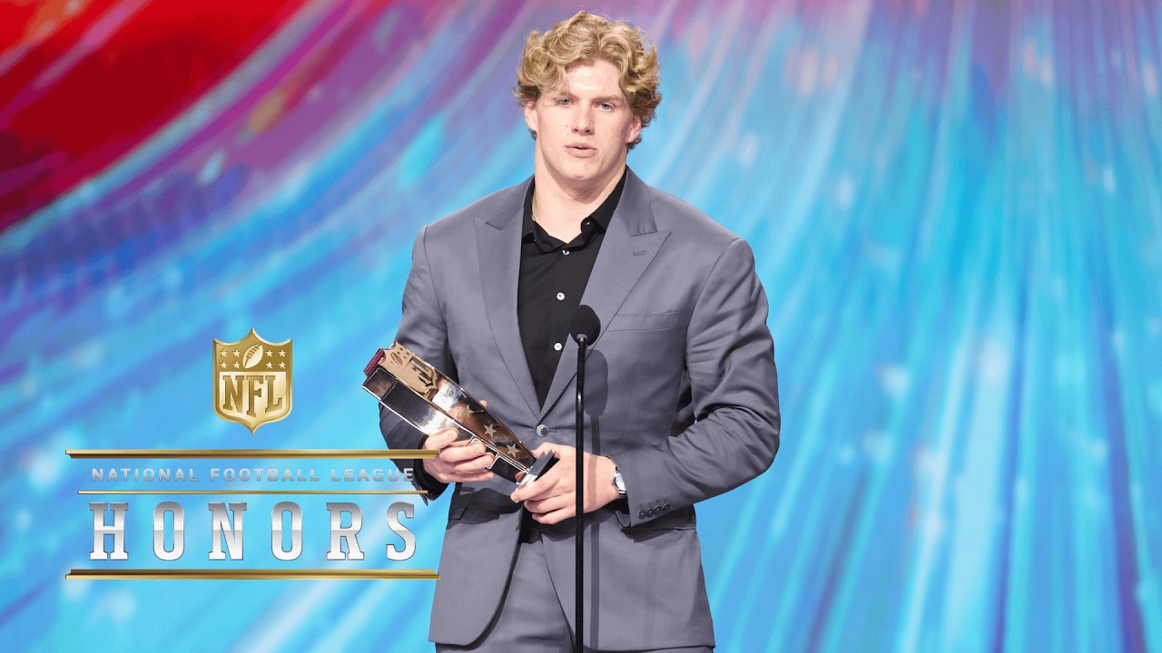 Carson Schwesinger Wins Defensive Rookie of the Year | 2025 NFL Honors