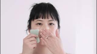 Learn Facial Gua Sha from a Chinese Medical skincare professional