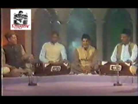 Kahoon Kaise Sakhi Mohe Laaj Lage by a Pakistani Qawwali Group   with Introduction and Commentary