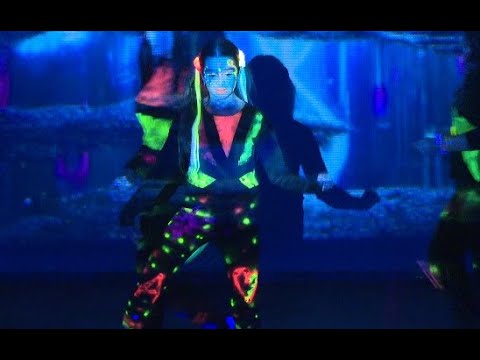 "El circo en Sandanova" llena el Teatro Auditorio del Revellín