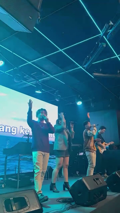 langit bantu rindu live performance!! #2ndchance