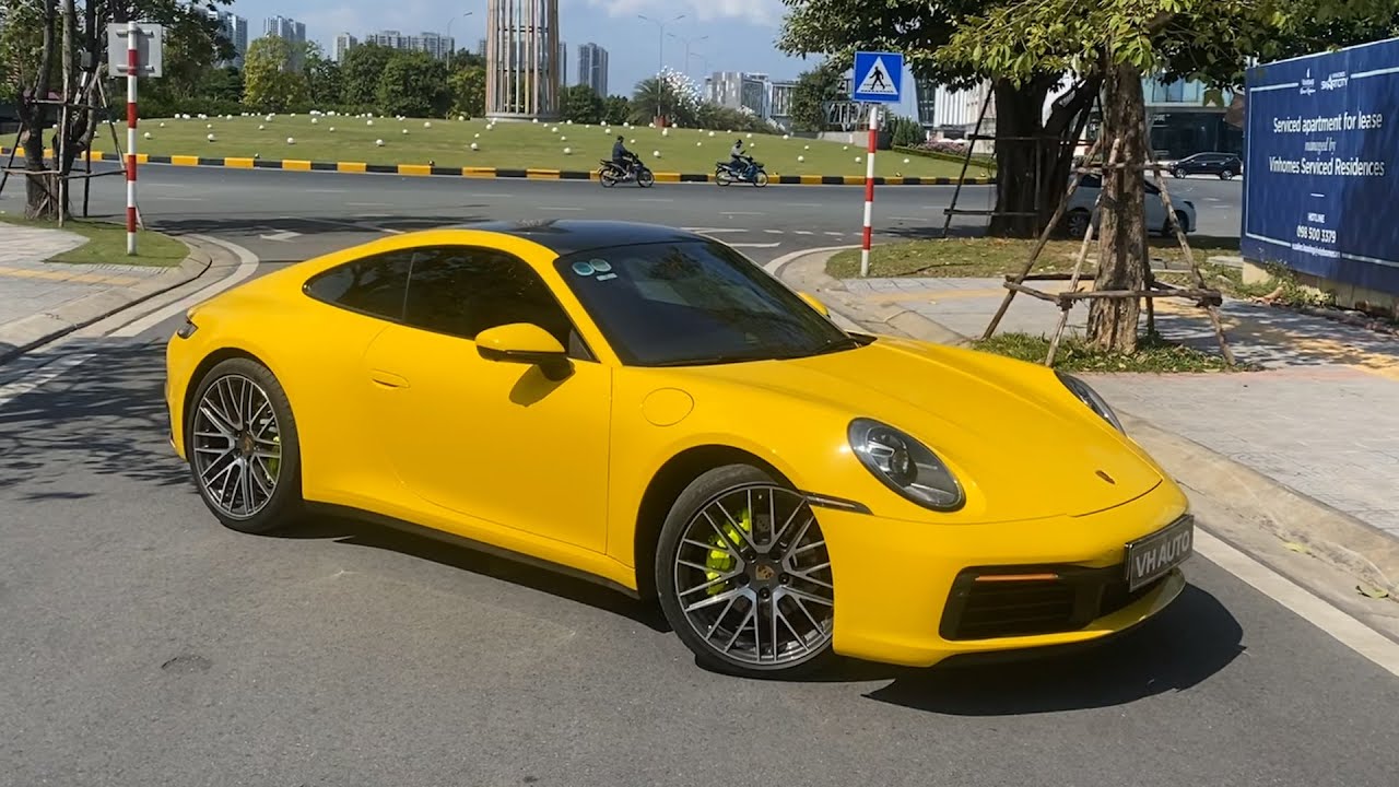 Mua bán Porsche 911 Carrera S 2022 màu vàng  Giá xe cũ