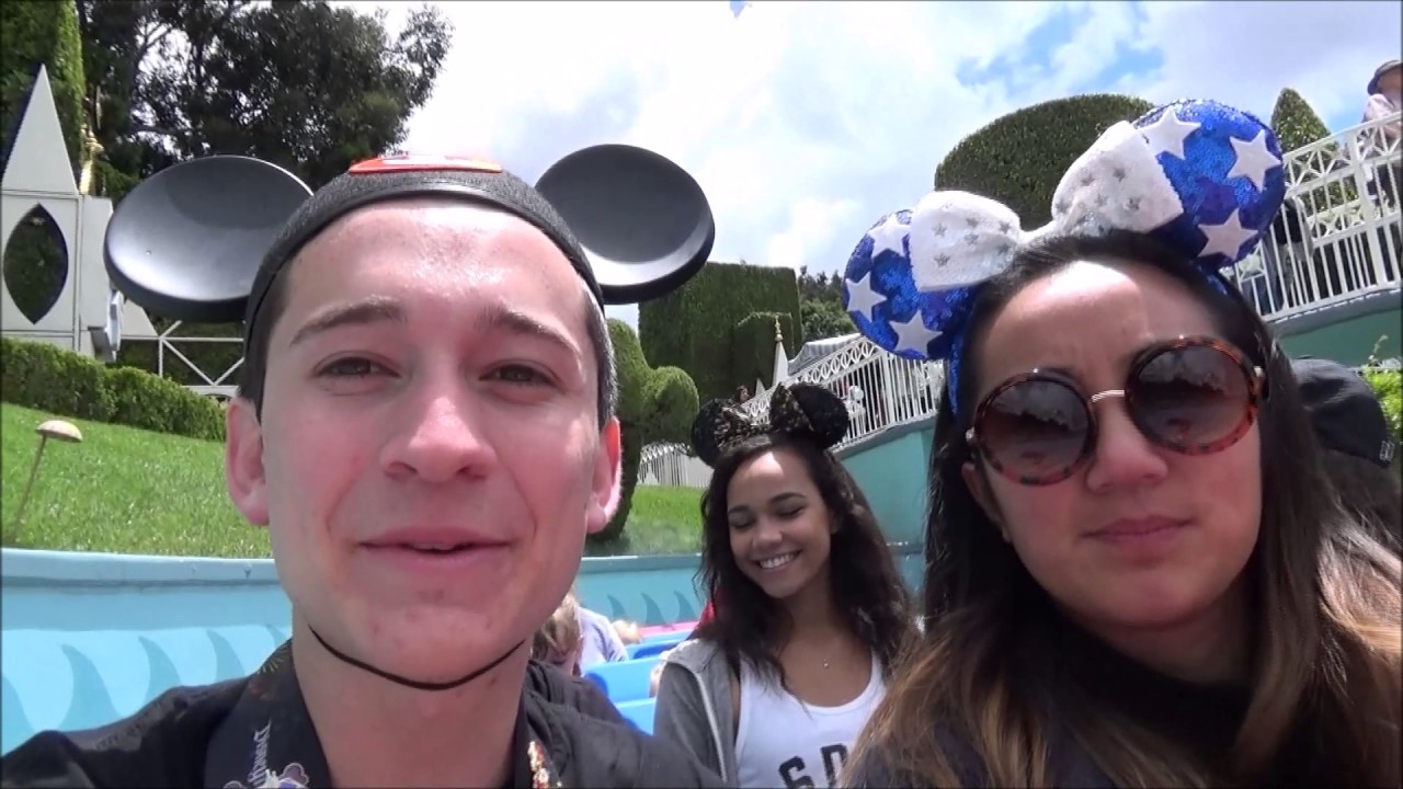 Joey Proudly Presents: A Day At Disneyland