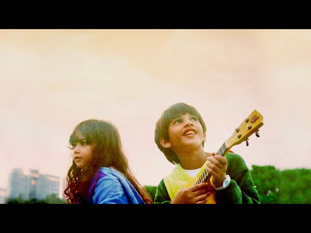 Luthfi Aulia - Langit Favorit (Official Music Video) class=