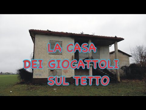 LA CASA DEI GIOCATTOLI SUL TETTO -URBEX LADY -URBEX ITALY human safari giappone