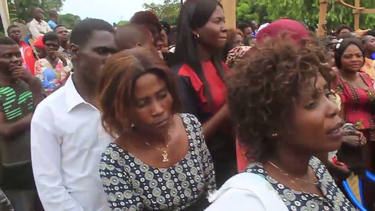 3éme partie OBSÈQUES ABBÉ ALAIN LANET'S .SUITE ET FIN UN NOUVEAU ALAIN CHANTE  +243812086300