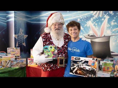 Teen uses 'Make-A-Wish' wish to bring joy to others - YouTube