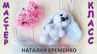 картинка: Пушистый зайчик крючком // мастер-класс toyfabric