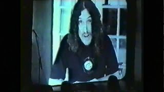 Weird Als Surprise Appearance at ALCON 98
This is a snippet of a mini-documentary I’ve created about ALCON 98.
Watch it here: https://youtu.be/WGQZANes8ro
Special thanks to Jon Bermuda Schwartz, Amanda Cohen, and Mike Hoffman for helping me tell this story.
~
TikTok: https://www.tiktok.com/@dysequilibrium/
Tumblr: https://mr-frump-in-the-iron-lung.tumblr.com
Instagram: https://instagram.com/dysequilibrium/ Weird Als Surprise Appearance at ALCON 98
