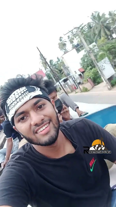 උබ ආයේ ගෙදර එන්න එපා 🥵💥( මීට අම්මා ) #srilanka #rasthiyaduwa #funny #travel #train