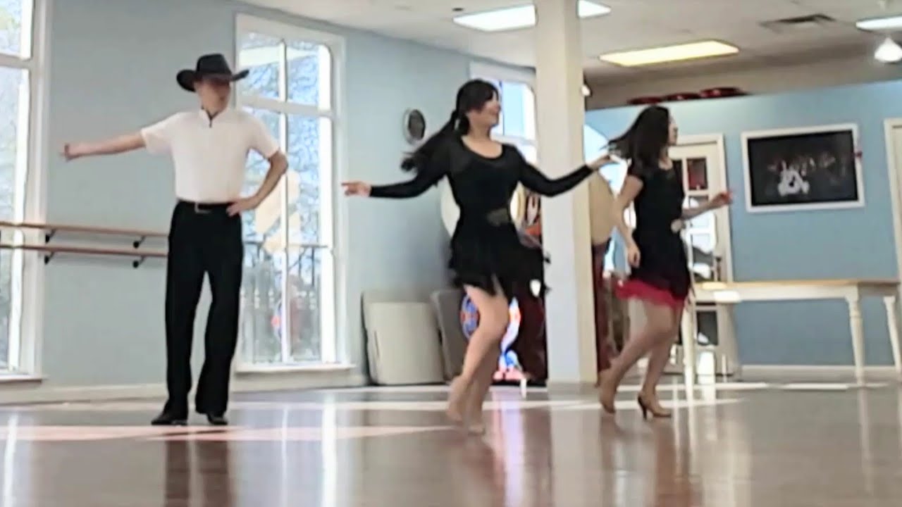 Mambo Moves Line Dance(#Alabao, #Enrique Iglesias)