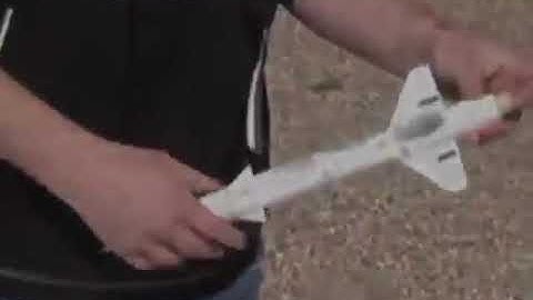 Estes 7000 Bull Pup 12D Model Rocket Kit Reviews