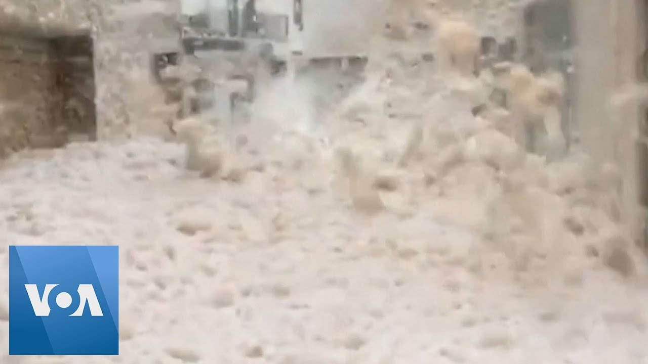 Marine Foam Engulfs Spanish Streets as Storm Gloria Passes By YouTube
