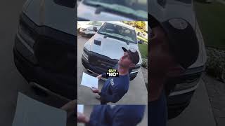 Cat Shocks Delivery Driver😲