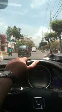 Story w.a Honda Jazz Dengerin musik santuy