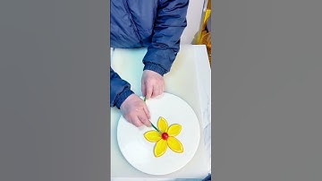 An easy-to-learn tutorial for orange plate decoration flowers! #Fruit and vegetable modeling #Plati