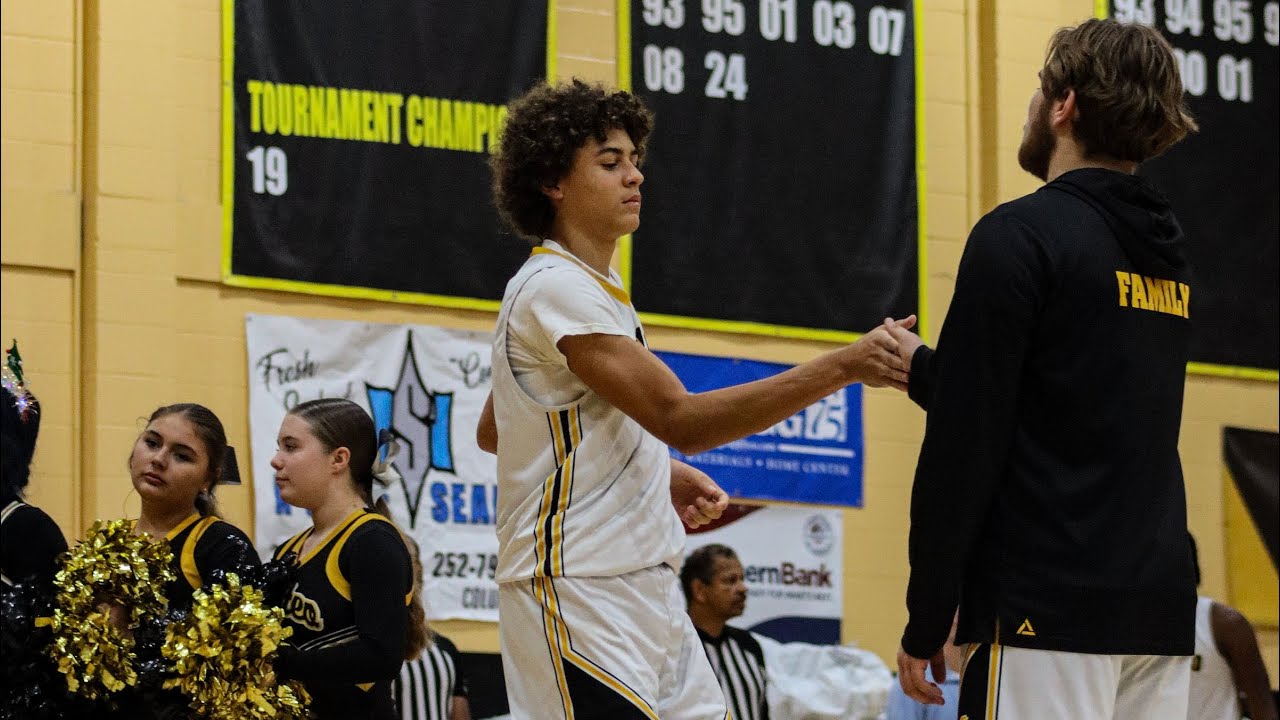 Underrated Sophomore Guard from Manteo, NC. Marley Battle highlights.