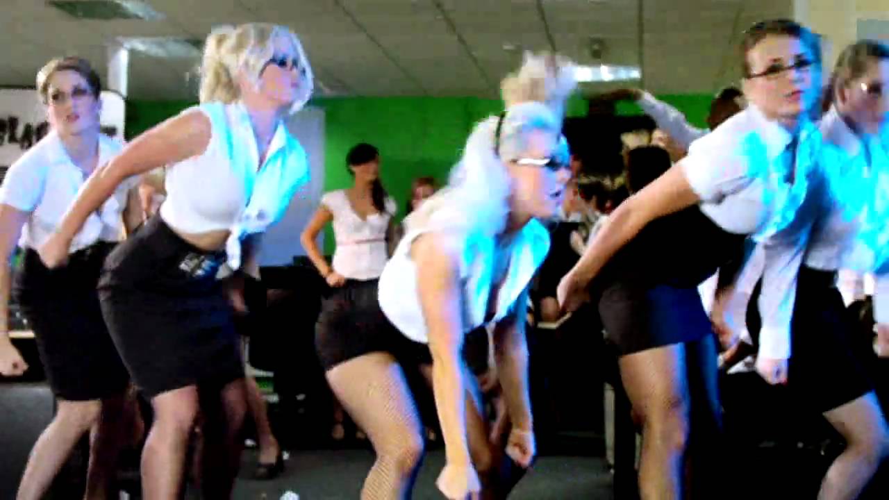 Blackout Crew - Dialled