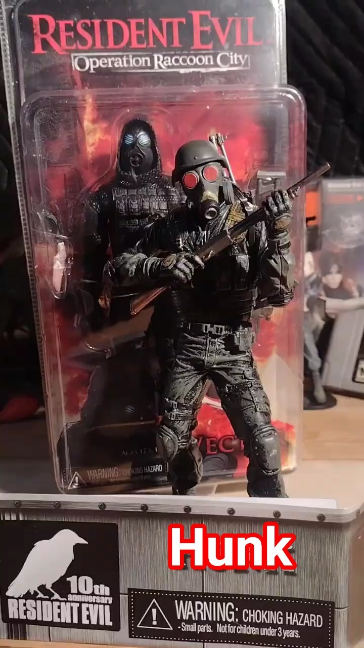 Resident Evil - 10 year anniversary Hunk Figure - YouTube