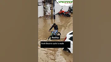Ride Electric Cycle A Good Alternative To Riding A Bike In The Rain Electricbicycle Rainyday 