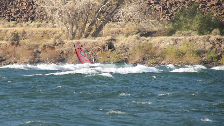 Windsurfing Rufus 10-30-20: Surfing Swells for a M...